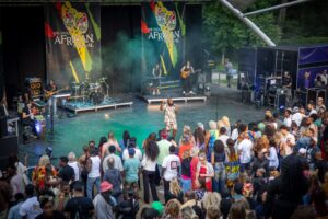 karenschuemie-18_smll